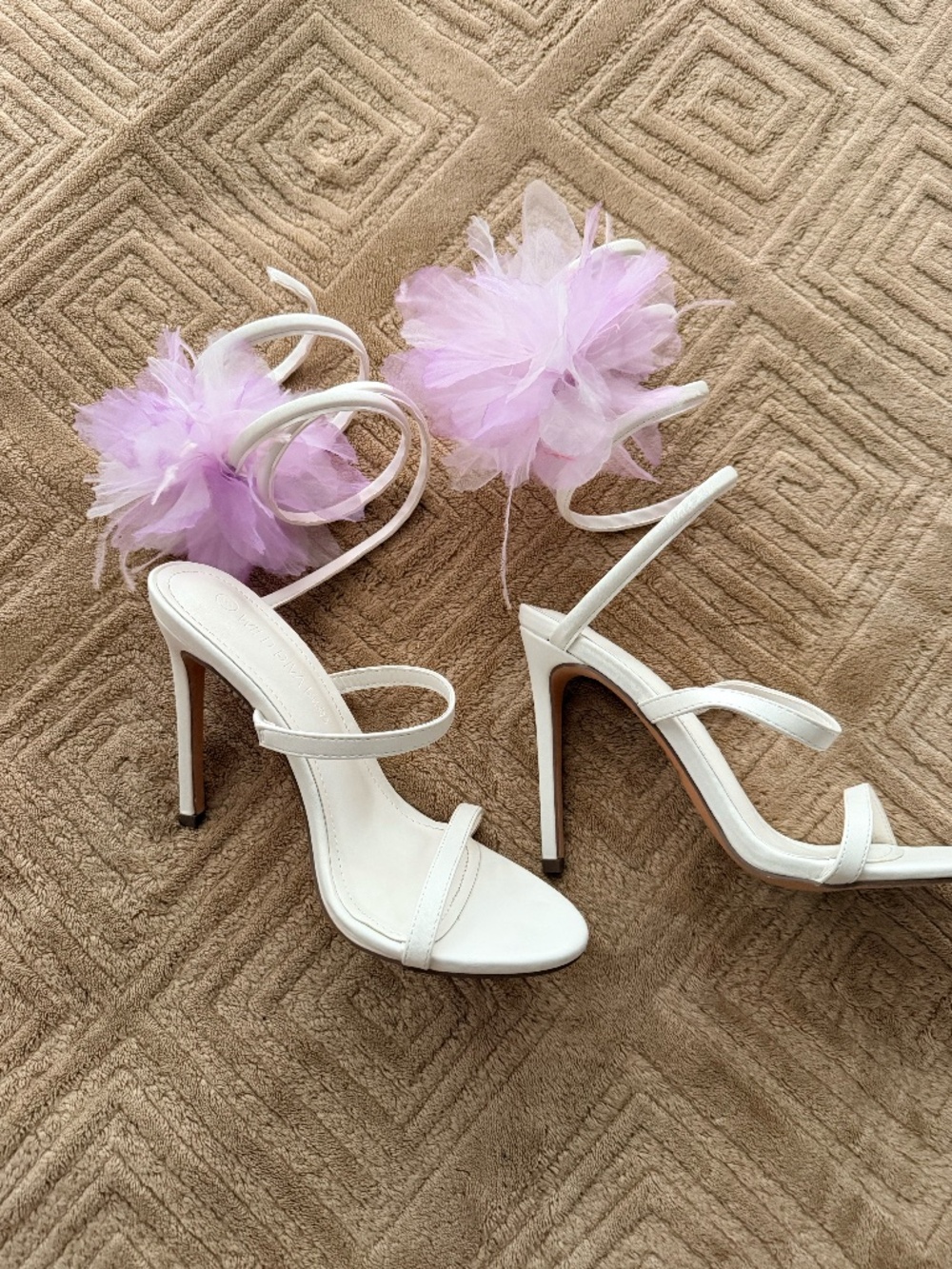 Rome Flower Wrap Up Heels - White - Picture 2 of 4